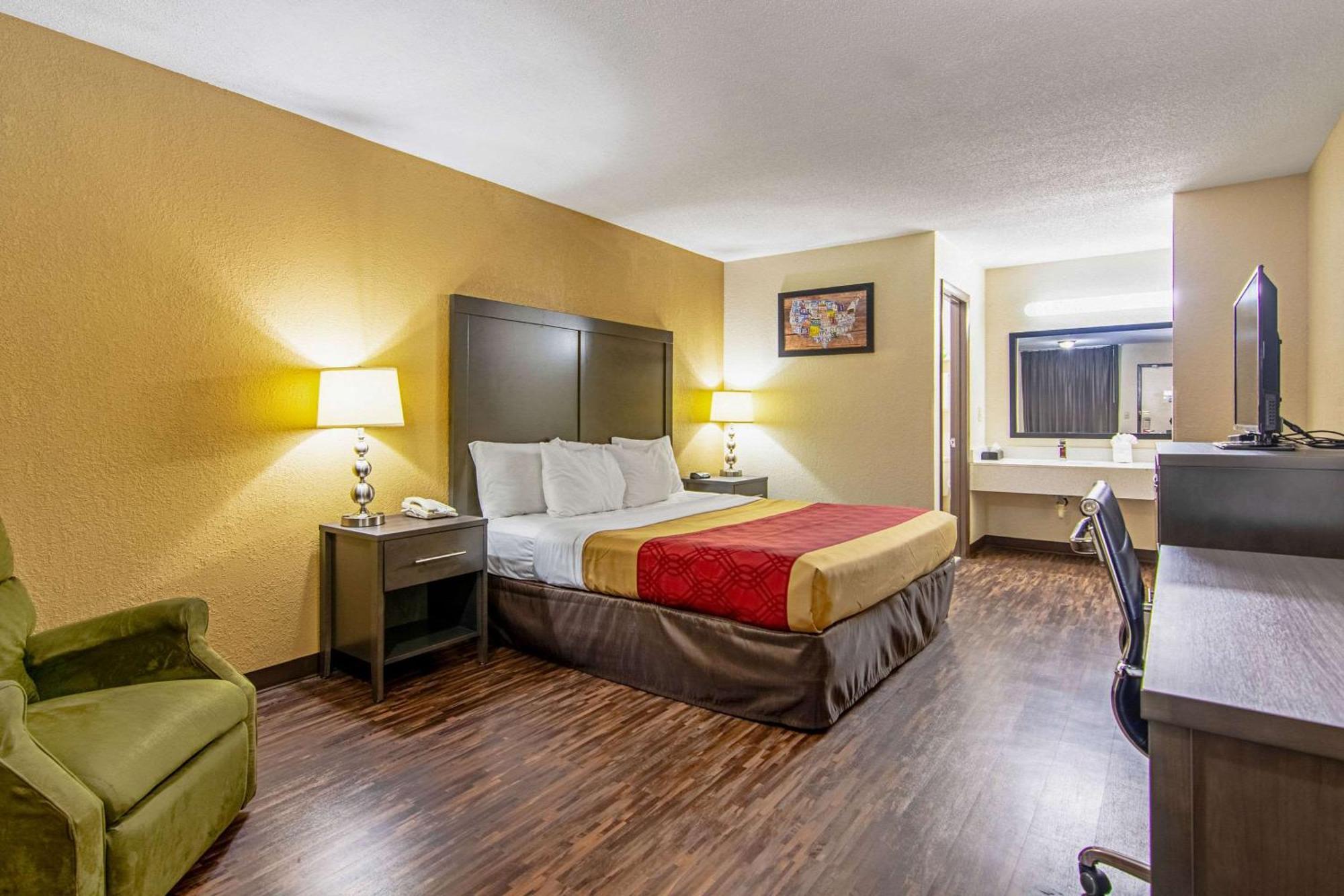 Econo Lodge Inn & Suites Matthews - Charlotte Eksteriør bilde