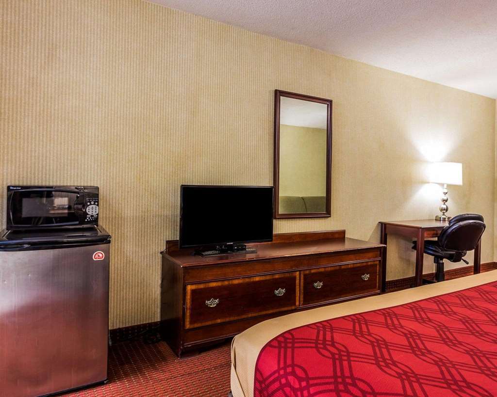 Econo Lodge Inn & Suites Matthews - Charlotte Rom bilde